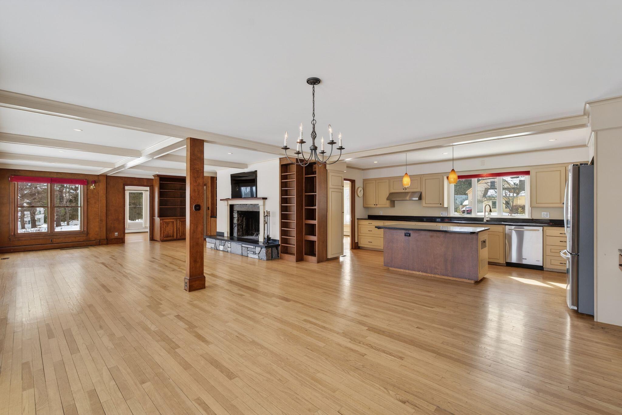 525 W Auburn Road Auburn ME 04210