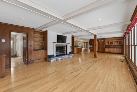 525 W Auburn Road Auburn ME 04210