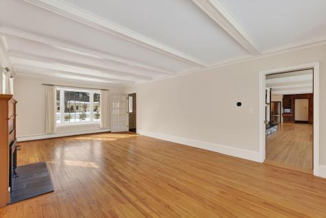 525 W Auburn Road Auburn ME 04210