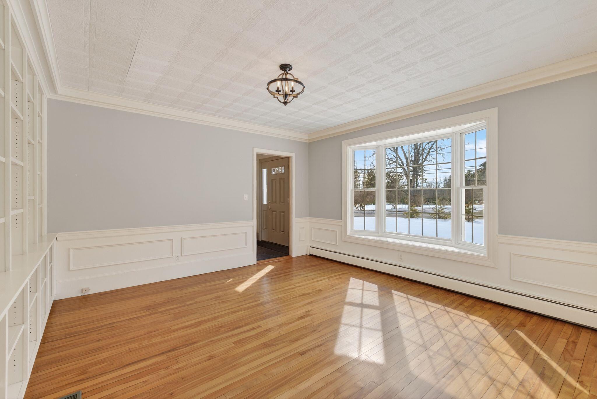 525 W Auburn Road Auburn ME 04210