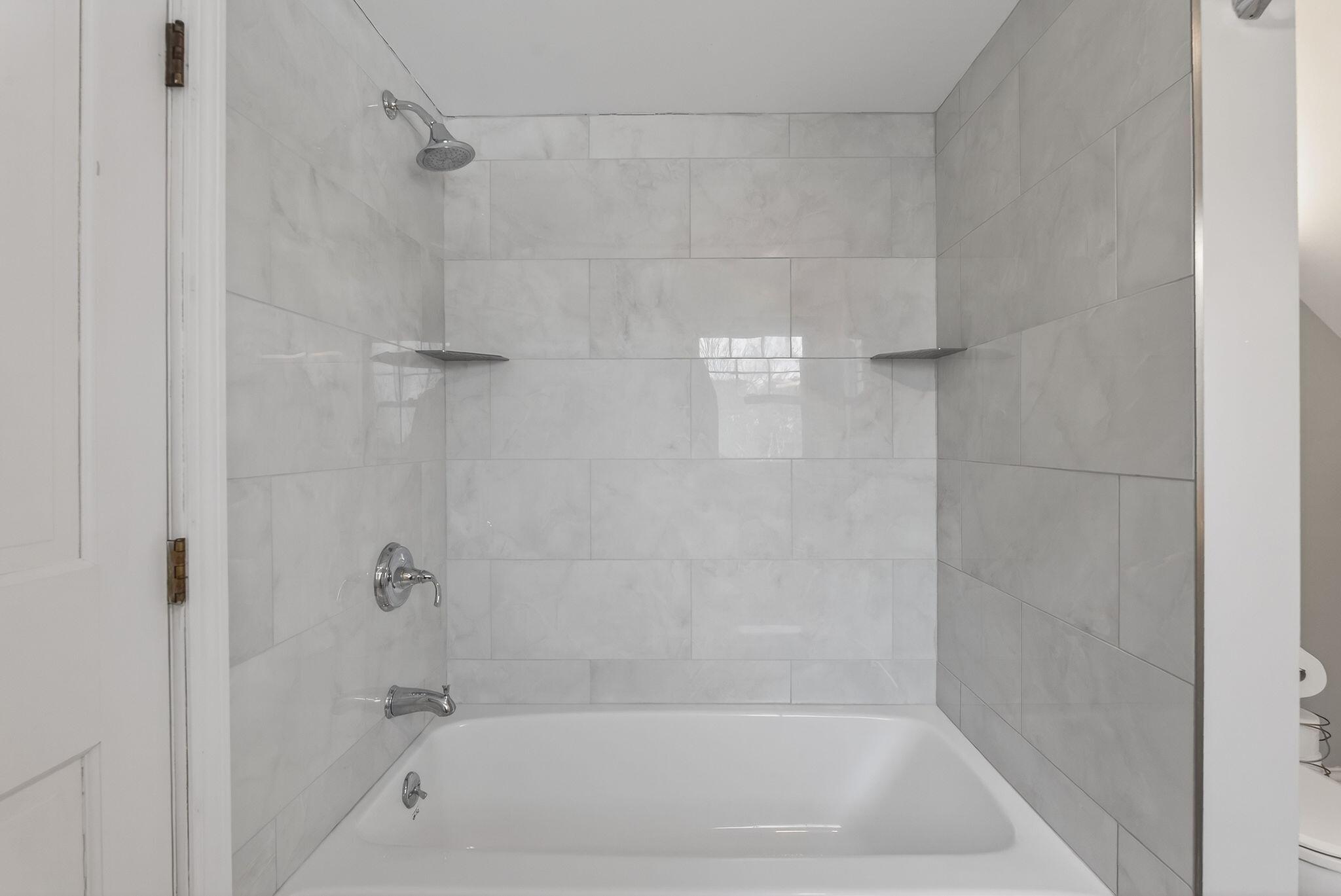 525 W Auburn Road Auburn ME 04210