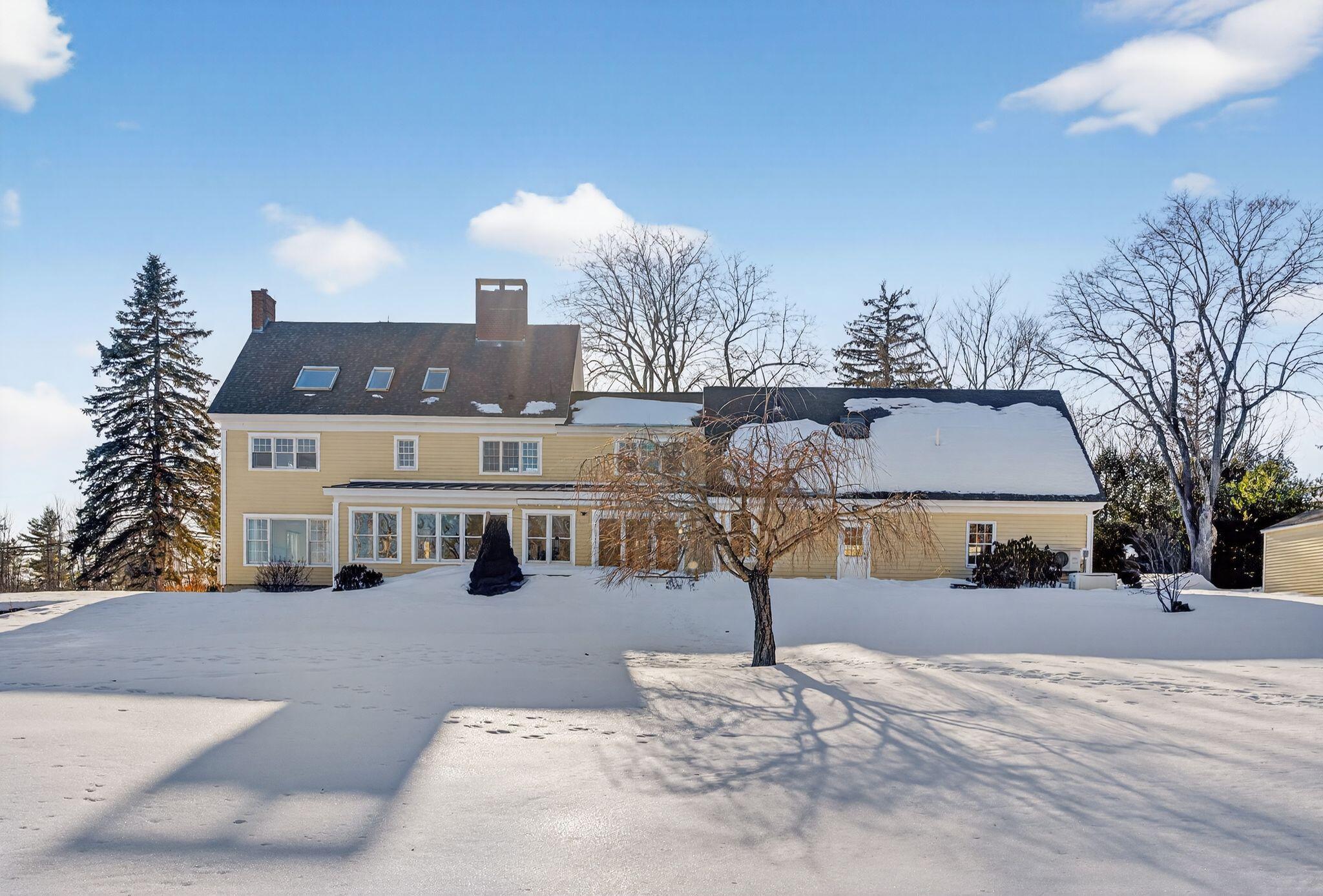 525 W Auburn Road Auburn ME 04210