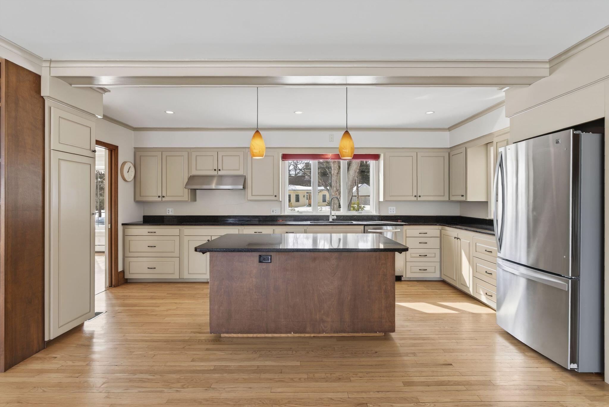 525 W Auburn Road Auburn ME 04210