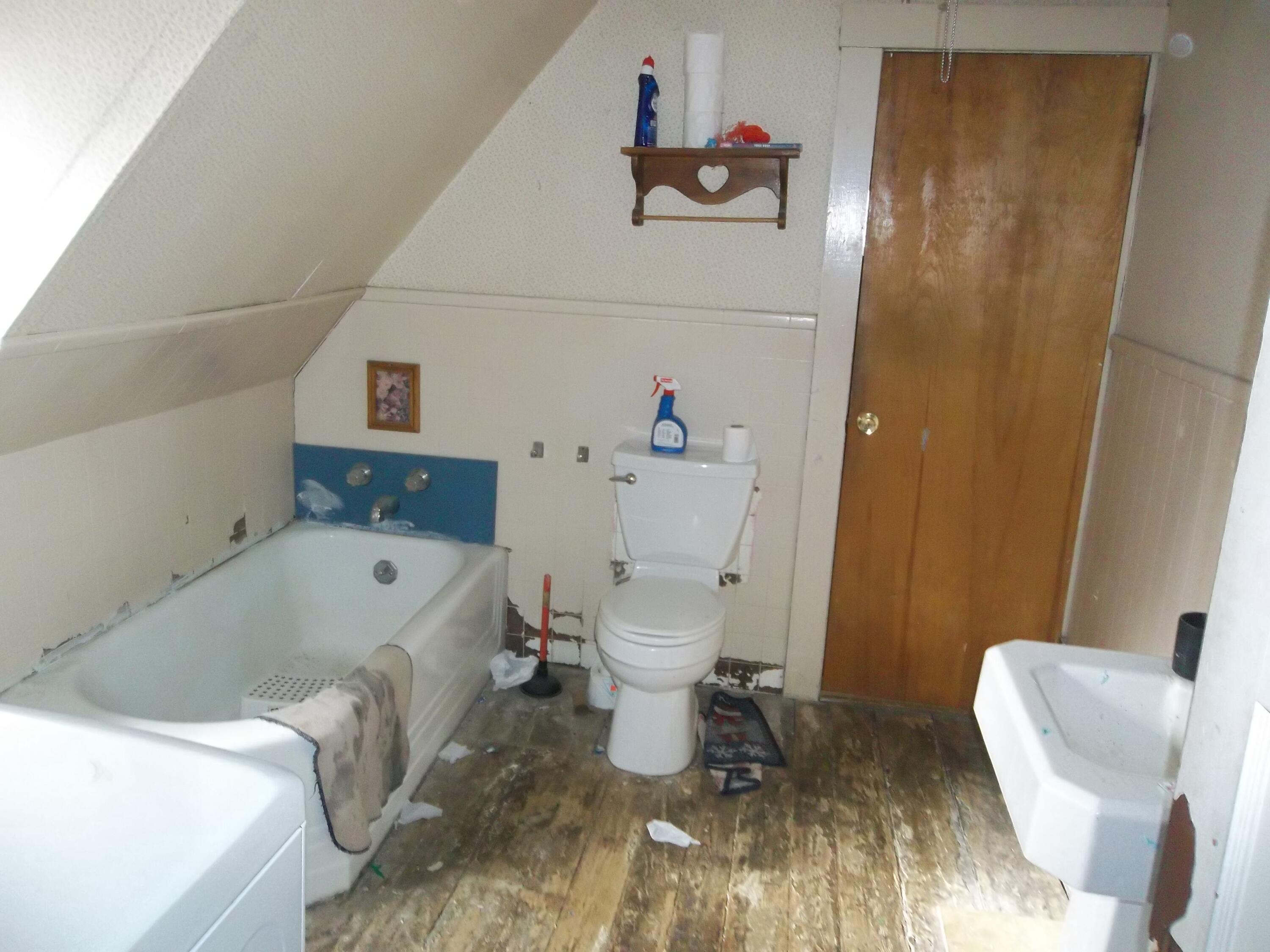 37 Price Street Calais ME 04619