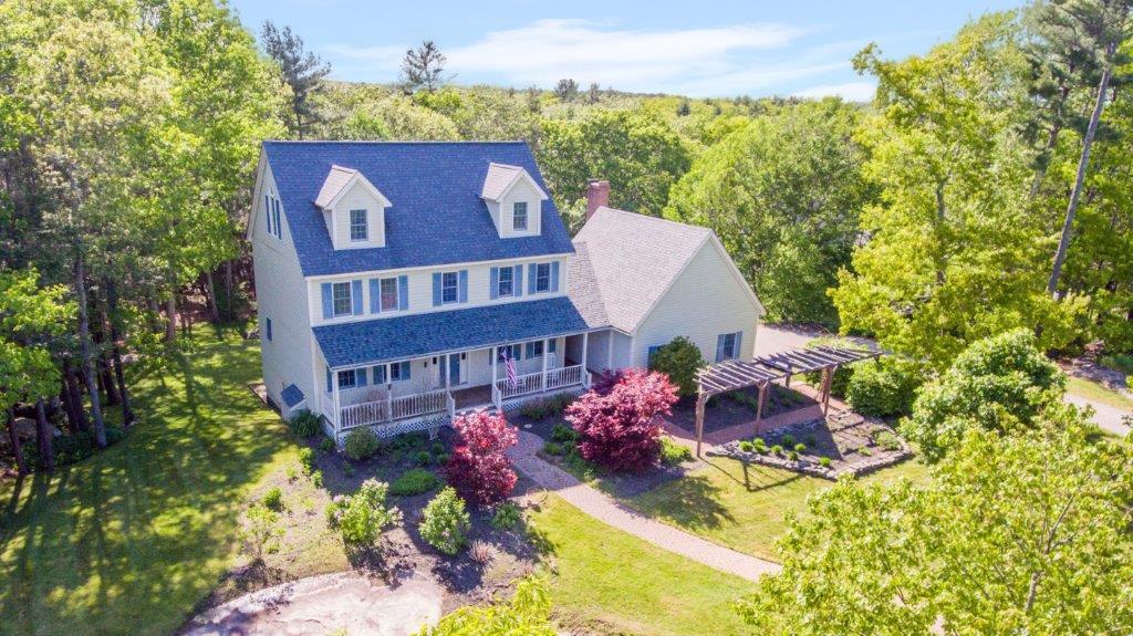 18 Sparrow Lane York ME 03909