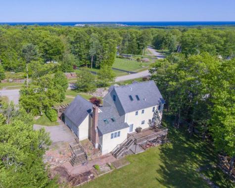 18 Sparrow Lane York ME 03909