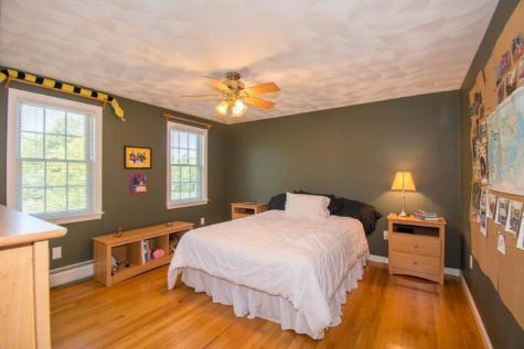 18 Sparrow Lane York ME 03909