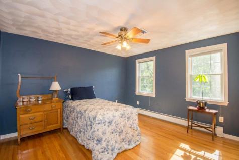 18 Sparrow Lane York ME 03909