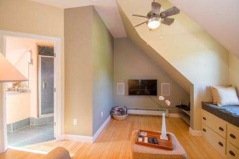 18 Sparrow Lane York ME 03909
