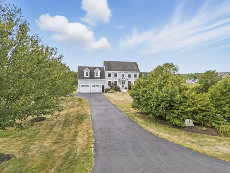 28 Trolly Farm Way Falmouth ME 04105