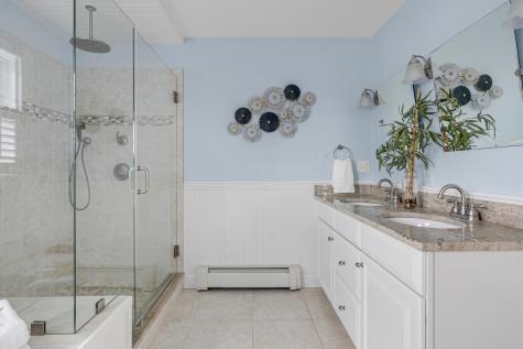 28 Trolly Farm Way Falmouth ME 04105