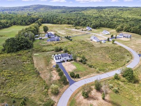 28 Trolly Farm Way Falmouth ME 04105