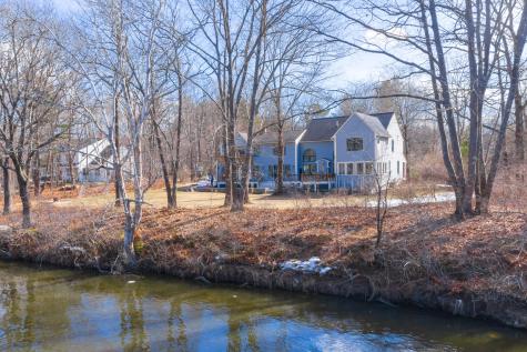 20 Island Park Yarmouth ME 04096