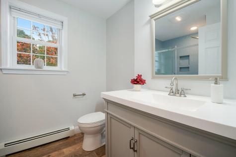 44 Hilltop Avenue Lewiston ME 04240