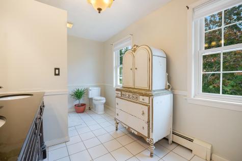 44 Hilltop Avenue Lewiston ME 04240