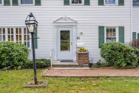 44 Hilltop Avenue Lewiston ME 04240