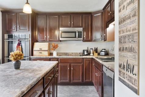 44 Hilltop Avenue Lewiston ME 04240