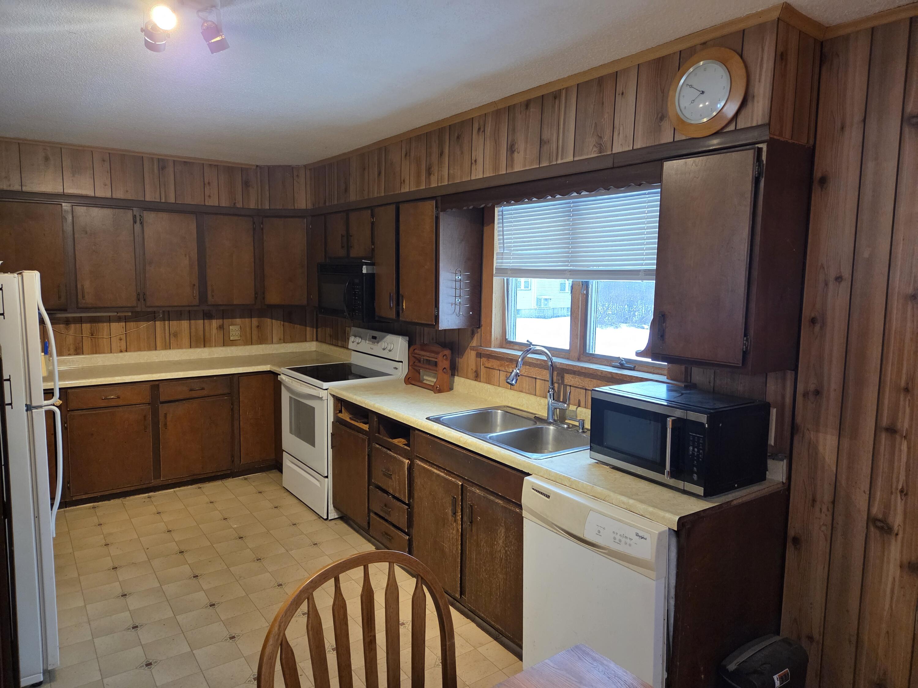 288 Old County Road Rockland ME 04841