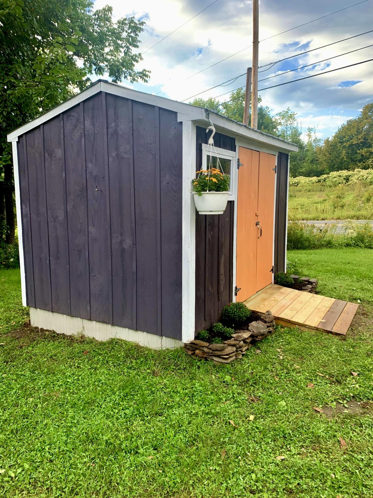 461 E Pittston Road Pittston ME 04345