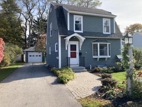 12 Fern Avenue Falmouth ME 04105