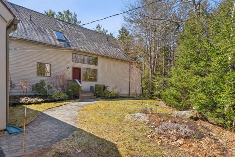 6 Scotch Pine Drive Freeport ME 04032