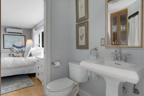 186 Foreside Road Cumberland ME 04110