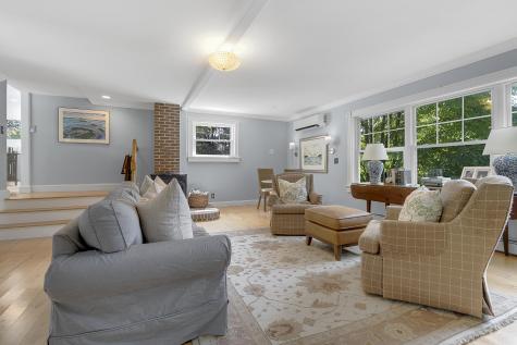 186 Foreside Road Cumberland ME 04110