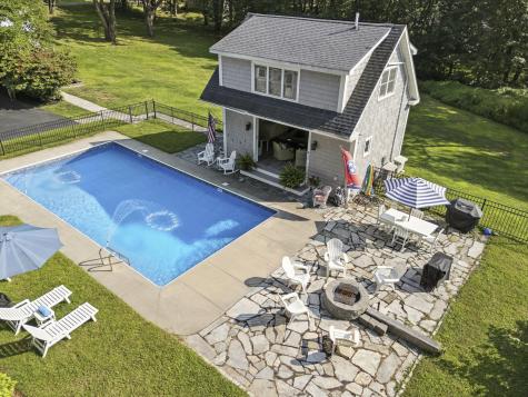 186 Foreside Road Cumberland ME 04110