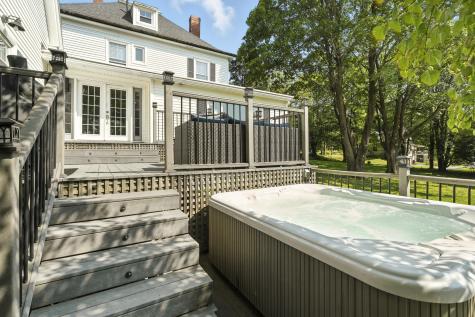 186 Foreside Road Cumberland ME 04110