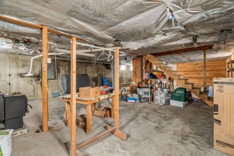 313 East Road Bradford ME 04410