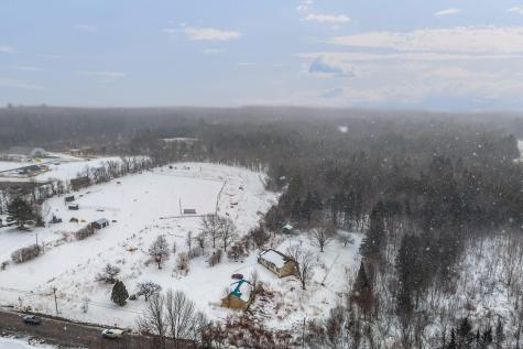 313 East Road Bradford ME 04410