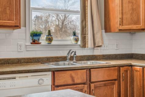 313 East Road Bradford ME 04410