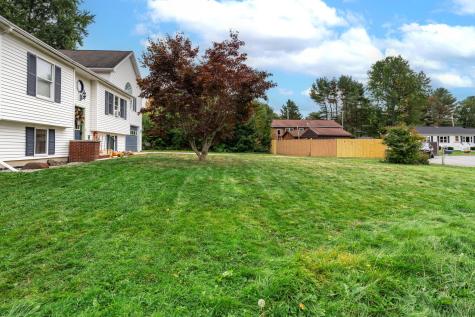 5 Hilton Place Lewiston ME 04240