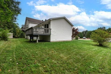 5 Hilton Place Lewiston ME 04240