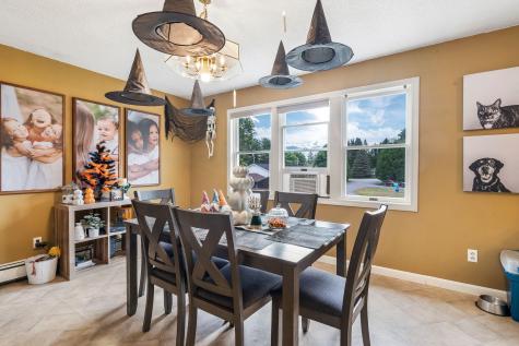 5 Hilton Place Lewiston ME 04240