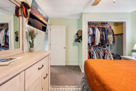 5 Hilton Place Lewiston ME 04240