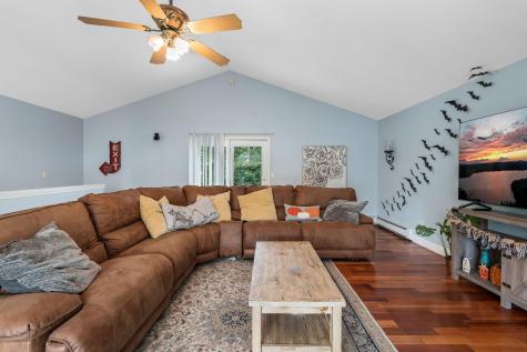 5 Hilton Place Lewiston ME 04240