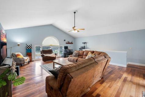 5 Hilton Place Lewiston ME 04240