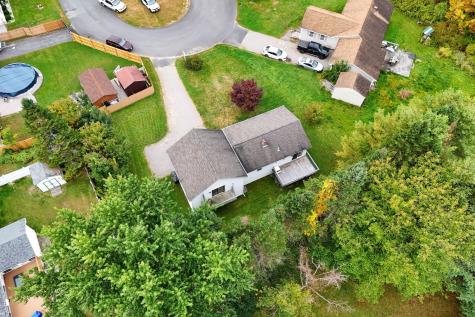 5 Hilton Place Lewiston ME 04240