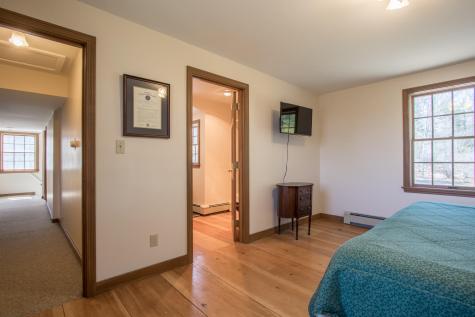 526 E Main Street Yarmouth ME 04096