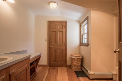526 E Main Street Yarmouth ME 04096