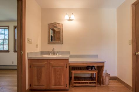 526 E Main Street Yarmouth ME 04096