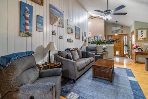 8 Mariners Reach Sullivan ME 04664