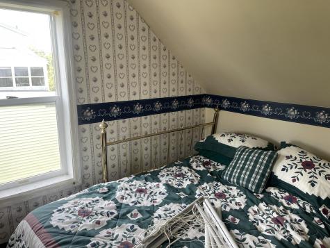 13 Vernon Street Limestone ME 04750