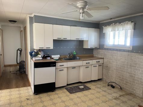 13 Vernon Street Limestone ME 04750