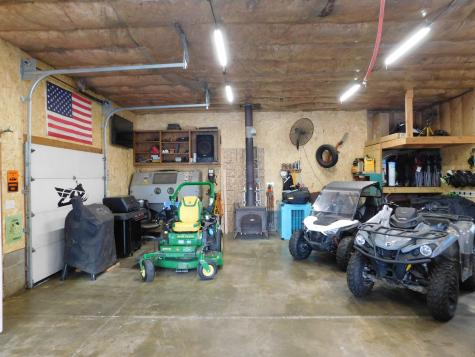 81 Creamery Road Hermon ME 04401