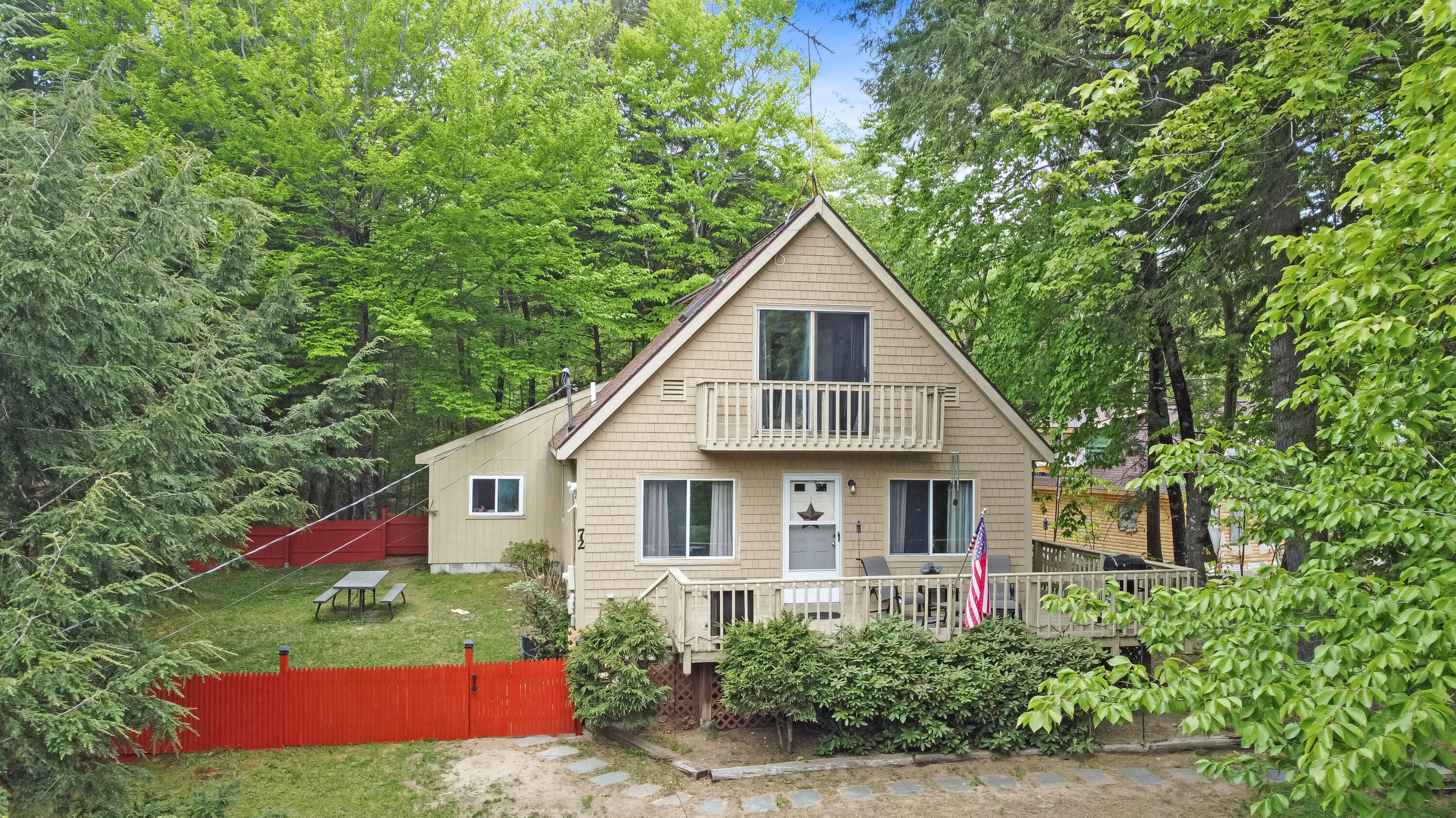 72 Shore Road, Otisfield, ME 04270 | 1560217 | Sunset Lakes Real Estate