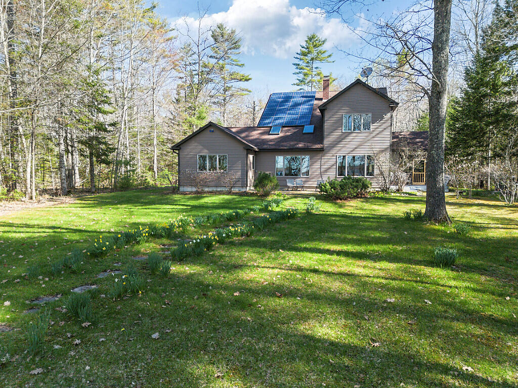 217 Leadbetter Road Wayne ME 04284