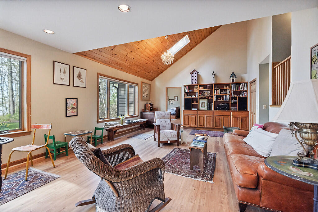 217 Leadbetter Road Wayne ME 04284