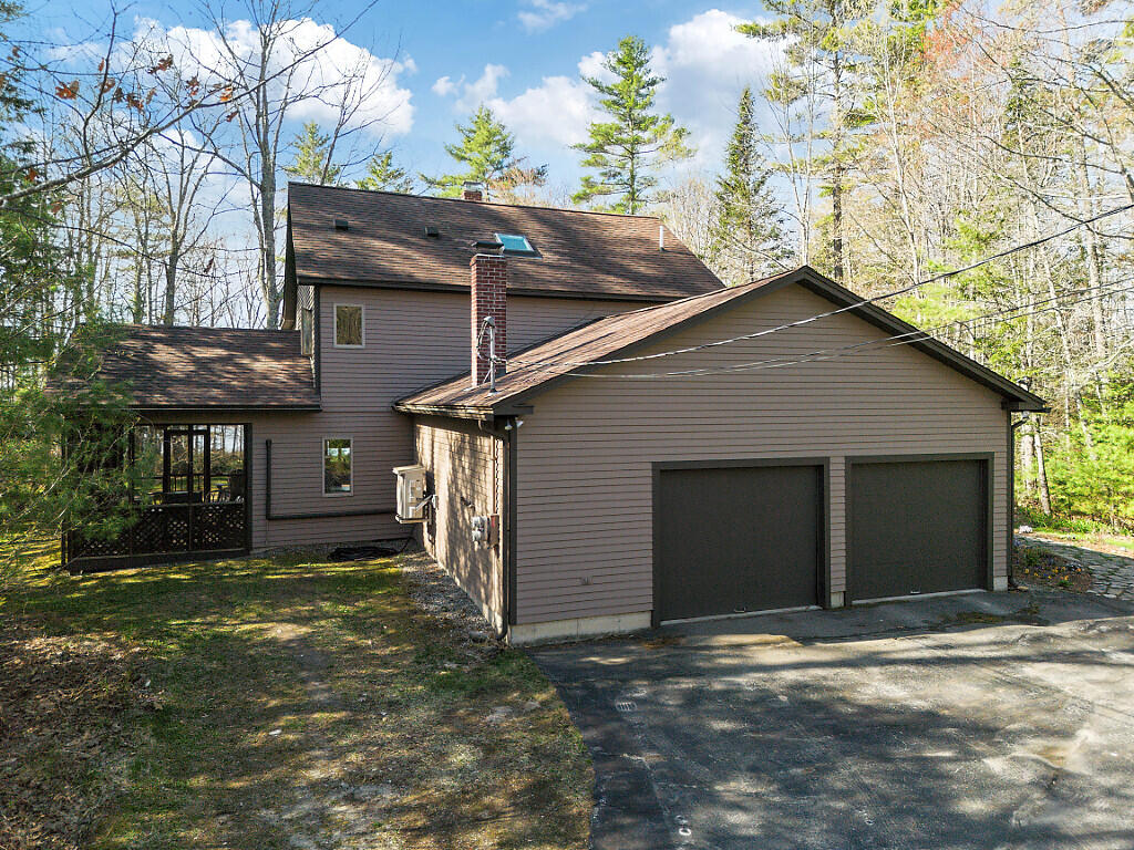 217 Leadbetter Road Wayne ME 04284